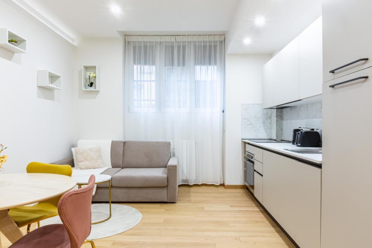 Easylife - Accogliente Bilocale In Zona Porta Venezia Lägenhet Milano Exteriör bild